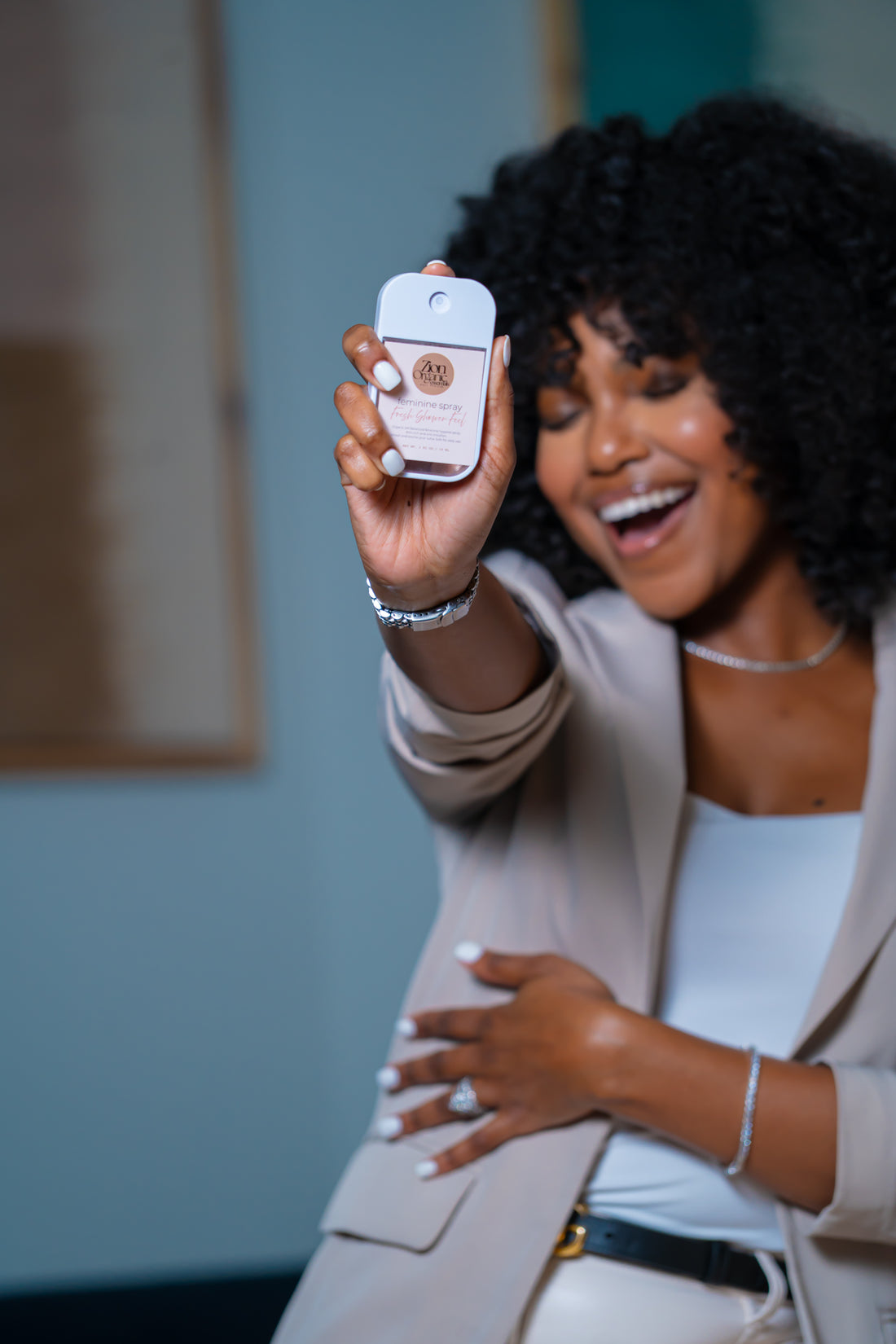 Fresh Shower Feel Feminine Spray